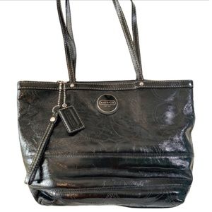 COACH Authentic Patent Leather Black Shoulder Bag